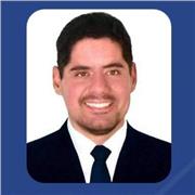 Profesor de Inglés, Maestro en Educación, buscando brindar clases a estudiantes desde los 13 años en adelante